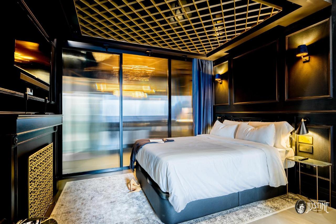 Suite Shibari By Justine Apartments Sobria Elegante Y Pecaminosa Apartamento Turistico En Madrid Rio Eksteriør billede